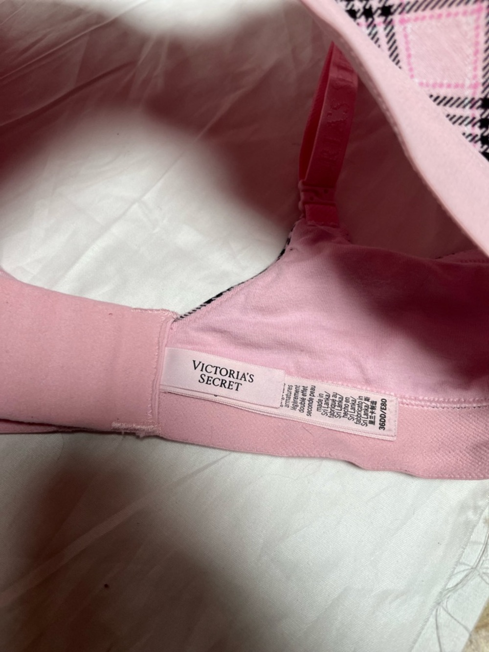 Victoria's Secret Pink and Black Plaid Wireless Bra - Picture 2 of 5